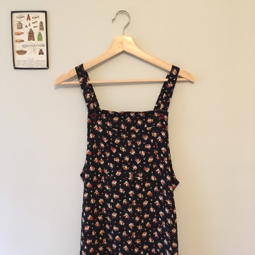 Vintage floral pinafore dress